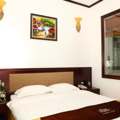 A1 Hill Hanoi Hotel 3* Представительский номер с различными типами кроватей