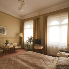 Hotel Polonia 3* Стандартный номер с двуспальной кроватью фото 3