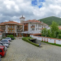 National Palace Hotel парковка