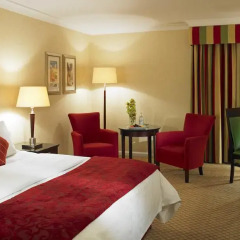 York Marriott Hotel Йорк комната для гостей