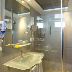 Отель Apartamentos HSM Lago Park ванная фото 2
