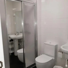 Отель Albergue Pension Flavia Кровать в общем номере фото 12