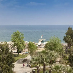 Отель Queen's Park Turkiz Kemer - All Inclusive пляж