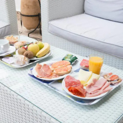 Отель Hostal Residencia Europa Punico в номере фото 2
