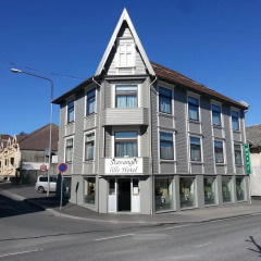Stavanger Lille Hotel & Cafe 3* Номер с общей ванной комнатой с различными типами кроватей (общая ванная комната) фото 3