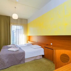 Hotel Bern by TallinnHotels 3* Улучшенный номер с 2 отдельными кроватями фото 2