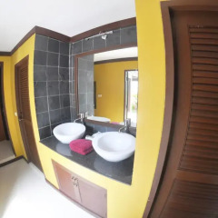 Отель Baan Khao Hua Jook 3* Улучшенная вилла с различными типами кроватей фото 3