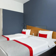 Отель Holiday Inn Express Cologne Mulheim 4* Стандартный номер фото 10