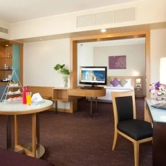 Отель Novotel Bangkok On Siam Square 4* Полулюкс с различными типами кроватей