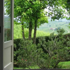 Отель Holiday Home Cannubi in Barolo Здание Barolo комната для гостей фото 2