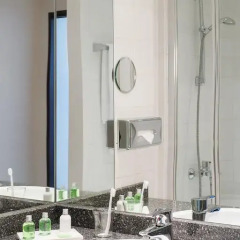 Отель NH Wien City 4* Апартаменты с разными типами кроватей фото 9