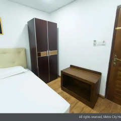 Metro City Hotel 3* Номер Делюкс с различными типами кроватей фото 9
