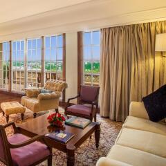 Отель The Oberoi Amarvilas, Agra 5* Люкс повышенной комфортности с различными типами кроватей