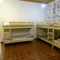 Hostel Vesna Кровать в женском общем номере двухъярусные кровати фото 3