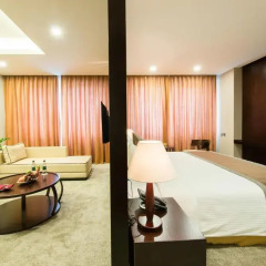 Muong Thanh Hanoi Centre Hotel 3* Представительский люкс с различными типами кроватей фото 3