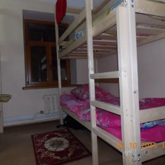 Гостиница Star House Osobnyak Кровать в мужском общем номере с двухъярусной кроватью фото 2