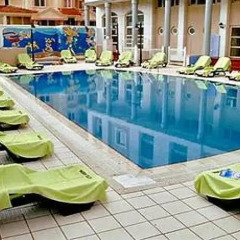 Almena Hotel бассейн фото 2