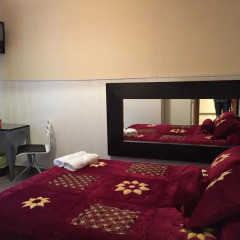 Отель Hostal Oxum 3* Стандартный номер с двуспальной кроватью фото 2