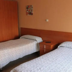 Отель Hostal Cal Siles Испания, Эль-Прат-де-Льобрегат - отзывы, цены и фото номеров - забронировать отель Hostal Cal Siles онлайн комната для гостей фото 4