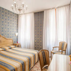 Il Mercante Di Venezia Hotel 3* Номер с общей ванной комнатой с различными типами кроватей (общая ванная комната) фото 2