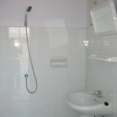 Отель Thana Place ванная