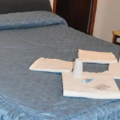 Отель Hostal Los Arcos комната для гостей фото 3