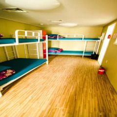 Kimchee Sinchon Guesthouse - Hostel Кровать в женском общем номере с двухъярусной кроватью фото 19