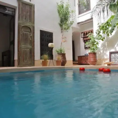 Отель Riad Tawanza Марокко, Марракеш - отзывы, цены и фото номеров - забронировать отель Riad Tawanza онлайн бассейн