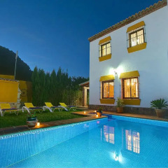 Отель Villas Dehesa Roche Viejo Испания, Кониль-де-ла-Фронтера - отзывы, цены и фото номеров - забронировать отель Villas Dehesa Roche Viejo онлайн бассейн фото 3