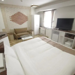 Hotel Imalle Yokohama Isezakicho - Hostel Номер Делюкс с двуспальной кроватью фото 24