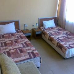 Отель Sofia Family Hotel Болгария, Поморие - отзывы, цены и фото номеров - забронировать отель Sofia Family Hotel онлайн комната для гостей фото 3