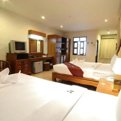 Отель Bel Aire Patong 3* Улучшенный номер с двуспальной кроватью фото 3