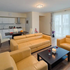 Отель City Aparthotel Wola комната для гостей фото 3