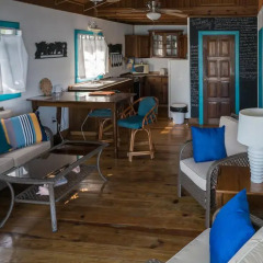 Отель Lazy Daze on the Bay Гондурас, Остров Утила - отзывы, цены и фото номеров - забронировать отель Lazy Daze on the Bay онлайн интерьер отеля фото 2