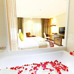 Intimate Hotel Pattaya by Tim Boutique 4* Номер Делюкс с различными типами кроватей фото 5