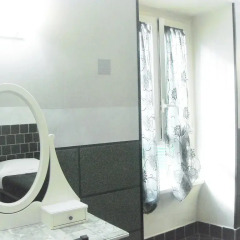 Pop Inn Hostel ванная