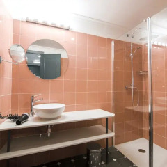 Отель Petit Palace Puerta de Triana 3* Небольшой двухместный номер с двуспальной кроватью фото 5