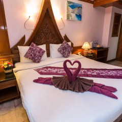 Отель Patong Beach Bed and Breakfast 2* Стандартный номер с разными типами кроватей фото 5