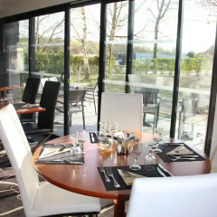 Отель Hôtel Kyriad Saint Quentin en Yvelines - Montigny Франция, Монтиньи ле Бретоне - отзывы, цены и фото номеров - забронировать отель Hôtel Kyriad Saint Quentin en Yvelines - Montigny онлайн в номере фото 2