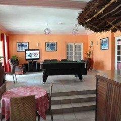 Отель Residence Saint-Jacques Bord de Mer Республика Конго, Пойнт-Нуар - отзывы, цены и фото номеров - забронировать отель Residence Saint-Jacques Bord de Mer онлайн интерьер отеля фото 2
