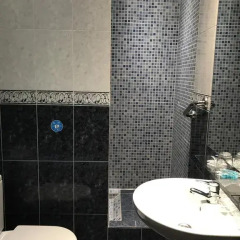 Отель Hotelo rooms ванная фото 3