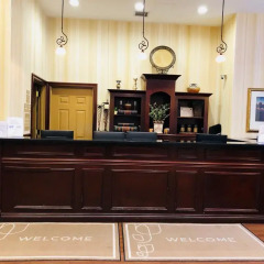 Отель Queens County Inn & Suites интерьер отеля фото 2