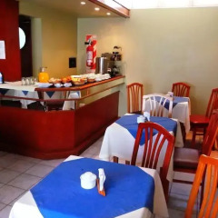 Hotel Torino Сан-Николас-де-лос-Арройос гостиничный бар