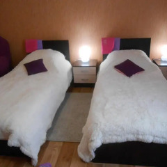 Hostel Skazka In Tolmachevo комната для гостей фото 5