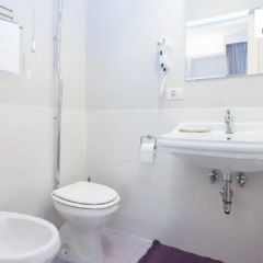 Отель AmoRoma Suite Стандартный номер с двуспальной кроватью фото 7