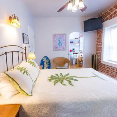 Venice Beach Suites & Hotel 2* Студия с различными типами кроватей фото 3