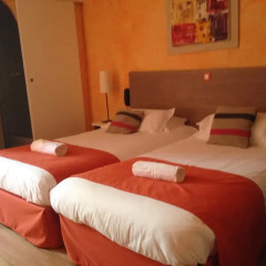 Отель Hôtel Côté Patio 3* Номер Комфорт с различными типами кроватей фото 3