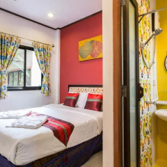 Отель Ploy Khumthong Boutique Resort 4* Стандартный номер фото 2