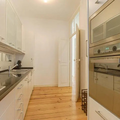 Апартаменты Lovelystay Chiado Distinctive Apartment в номере фото 2