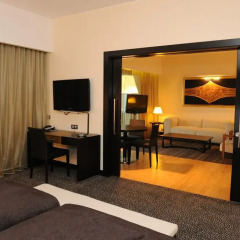 EPIC SANA Luanda Hotel 5* Люкс с различными типами кроватей фото 3